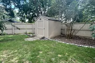 301 Westhampton Dr, Sherman, IL 62684 - Photo 22