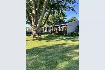 301 Westhampton Drive, Sherman, IL 62684 - Photo 2