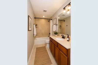 905 W Lawrence Avenue #1E, Chicago, IL 60640 - Photo 14