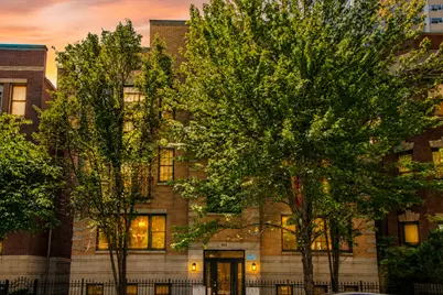 905 W Lawrence Avenue #1E, Chicago, IL 60640 - Photo 1