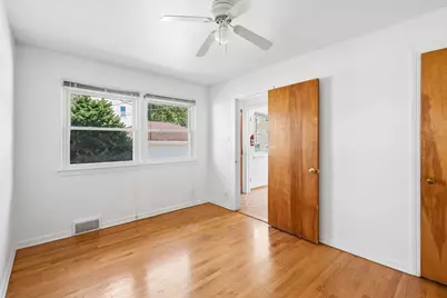 214 Rockford Avenue, Forest Park, IL 60130 - Photo 14