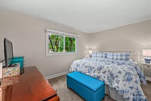 682 Shining Water Dr, Carol Stream, IL 60188 - Photo 14