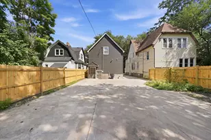 11940 S Yale Ave, Chicago, IL 60628 - Photo 28