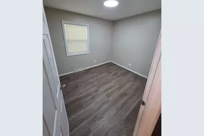 11935 S Wallace Street, Chicago, IL 60628 - Photo 8