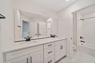 6285 Lee Ct, Lisle, IL 60532 - Photo 28