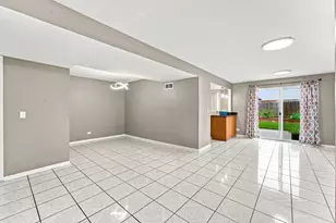 9349 Fern Ln, Des Plaines, IL 60016 - Photo 18
