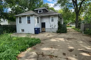 1604 S 21st Ave, Maywood, IL 60153 - Photo 4