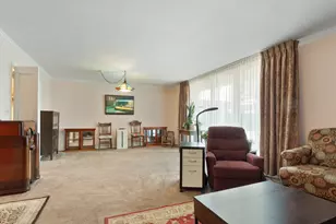 5901 N Sheridan Rd, Chicago, IL 60660 - Photo 4