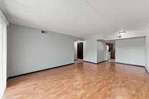 6408 Nature Dr, Oak Forest, IL 60452 - Photo 2