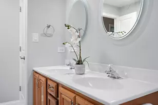 7453 Cashew Dr, Orland Park, IL 60462 - Photo 36