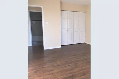 10S473 Echo Lane #12, Willowbrook, IL 60527 - Photo 6