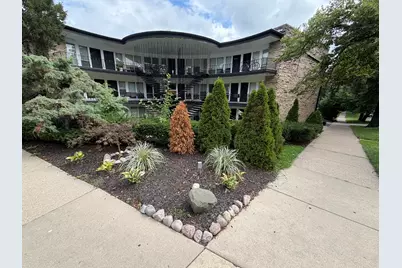 6901 N Ridge Boulevard #1C, Chicago, IL 60645 - Photo 1