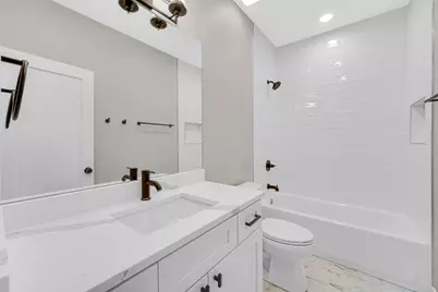 5336 W Leland Avenue, Chicago, IL 60630 - Photo 34