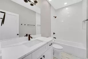 5336 W Leland Ave, Chicago, IL 60630 - Photo 34