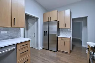 6424 Sinclair Ave, Berwyn, IL 60402 - Photo 12