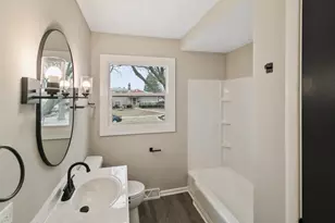 172 Strieff Ave, Chicago Heights, IL 60411 - Photo 8