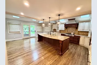 7417 Inverway Drive, Lakewood, IL 60014 - Photo 4