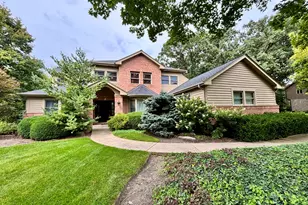 7417 Inverway Dr, Lakewood, IL 60014 - Photo 2