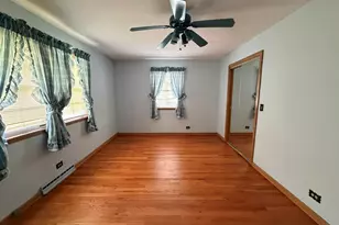 634 Barrington Ave, East Dundee, IL 60118 - Photo 22