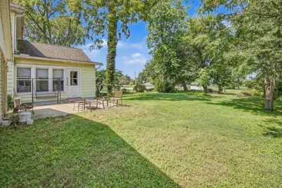 106 E Front Street, Granville, IL 61326 - Photo 28