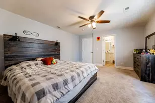 17 N Pine Ave, Chicago, IL 60644 - Photo 18