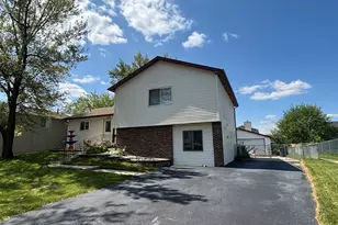 104 Pheasant Rd, Matteson, IL 60443 - Photo 14