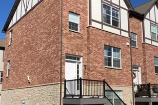 150 S Myrtle Ave, Villa Park, IL 60181 - Photo 1