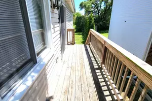 682 N Oswego Dr, Carol Stream, IL 60188 - Photo 10