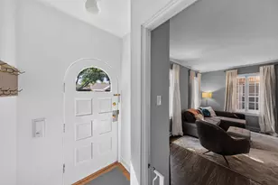 5326 N Lockwood Ave, Chicago, IL 60630 - Photo 4