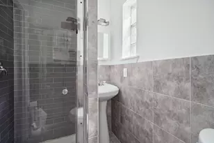 6730 N Whipple St, Chicago, IL 60645 - Photo 16