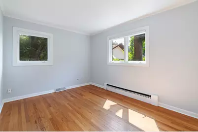 301 N Derbyshire Avenue, Arlington Heights, IL 60004 - Photo 16