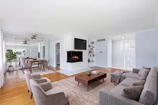 301 N Derbyshire Ave, Arlington Heights, IL 60004 - Photo 4