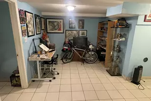 2915 W Granville Ave, Chicago, IL 60659 - Photo 12
