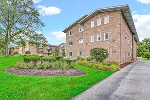 9040 W 140th St, Orland Park, IL 60462 - Photo 2