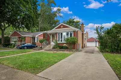 4838 W 97th Place, Oak Lawn, IL 60453 - Photo 2