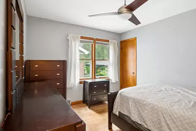 4838 W 97th Place, Oak Lawn, IL 60453 - Photo 8