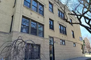 3149 W Wellington Ave, Chicago, IL 60618 - Photo 2