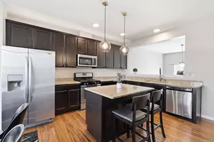 15371 Sheffield Square Pkwy, Orland Park, IL 60462 - Photo 18