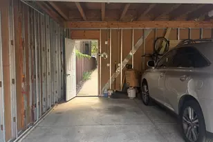 4332 N Ashland Ave, Chicago, IL 60613 - Photo 12