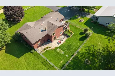 6649 E Oak Hill Road, Stillman Valley, IL 61084 - Photo 38