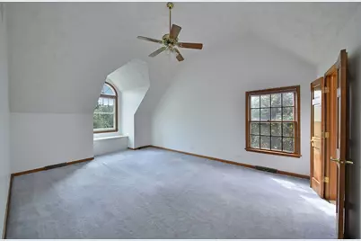 1097 Belter Drive, Wheaton, IL 60189 - Photo 12
