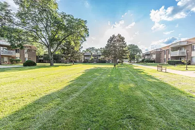 1515 E Churchill Drive #102, Palatine, IL 60074 - Photo 22