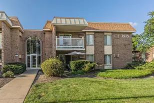 1515 E Churchill Dr, Palatine, IL 60074 - Photo 20
