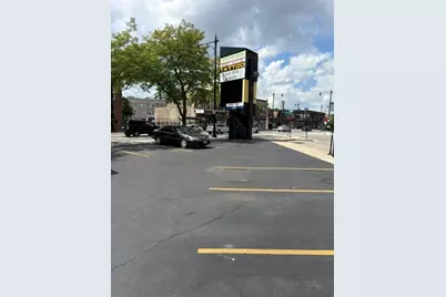 3273 N Milwaukee Avenue, Chicago, IL 60618 - Photo 2