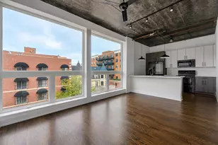 4720 N Sheridan Rd, Chicago, IL 60640 - Photo 2