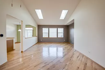 21543 Wolf Lake Way, Crest Hill, IL 60403 - Photo 2