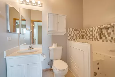 21543 Wolf Lake Way, Crest Hill, IL 60403 - Photo 14