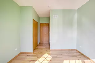 21543 Wolf Lake Way, Crest Hill, IL 60403 - Photo 10