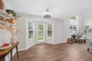 26 Rolling Oaks Rd, Sugar Grove, IL 60554 - Photo 8