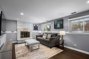 1292 N Linden Ave, Palatine, IL 60074 - Photo 12